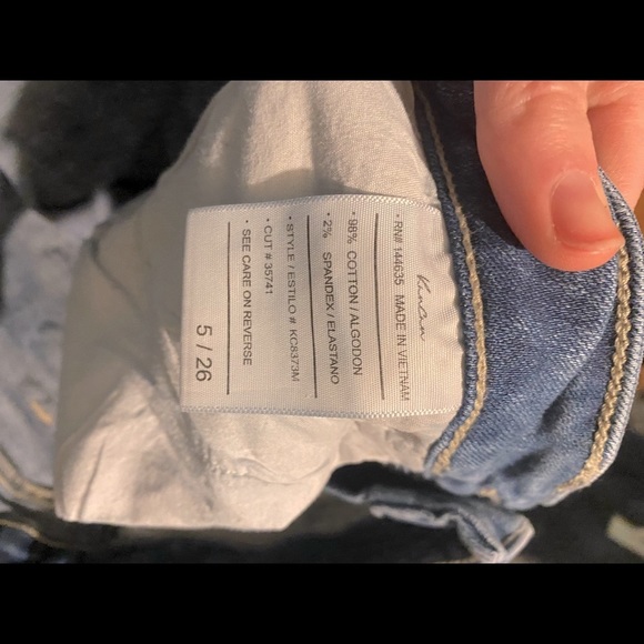 Like New Distressed, medium rise waist, KanCans. - Picture 3 of 8